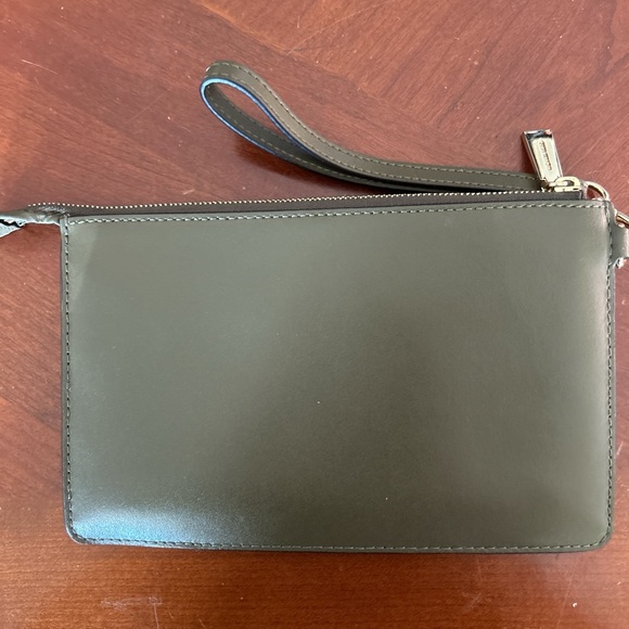 Michael Kors Studded Green Gusset Wristlet - Picture 5 of 5